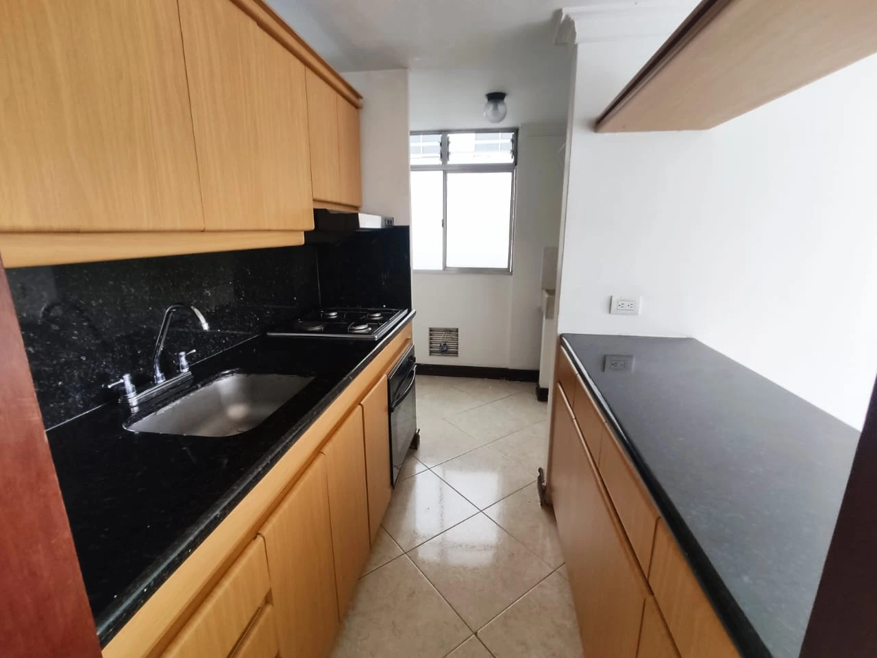 Apartaestudio  en arriendo sector Padre Marianito