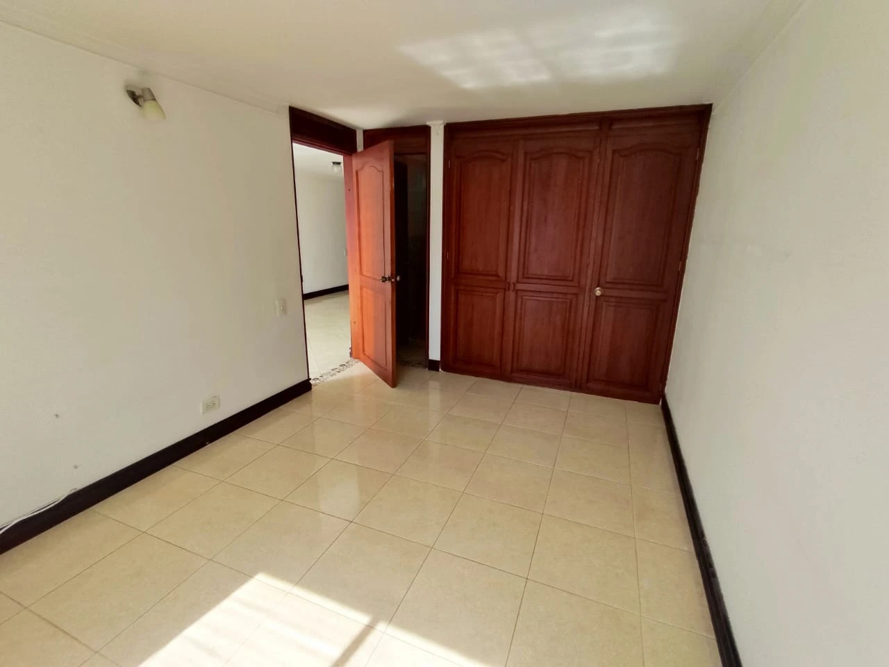 Apartaestudio  en arriendo sector Padre Marianito