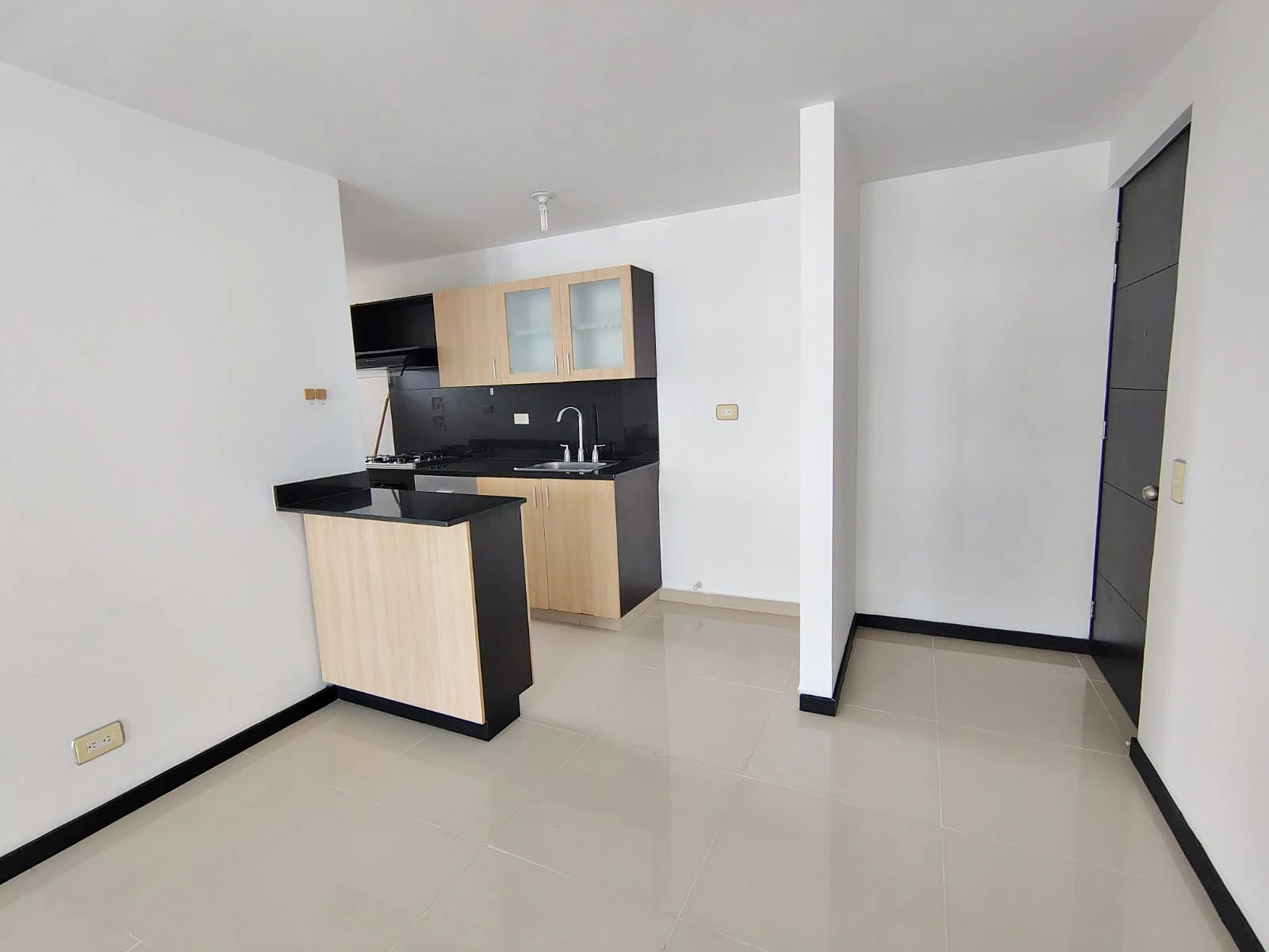 Apartamento en arriendo sector Loma de los Gonzalez