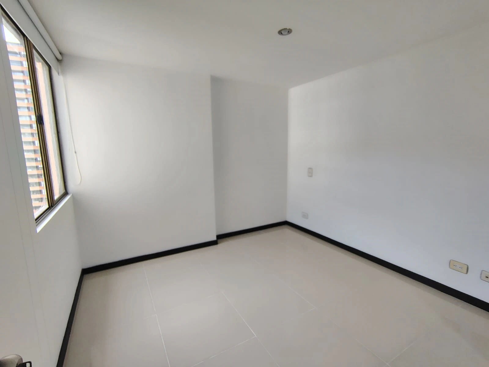 Apartamento en arriendo sector Loma de los Gonzalez