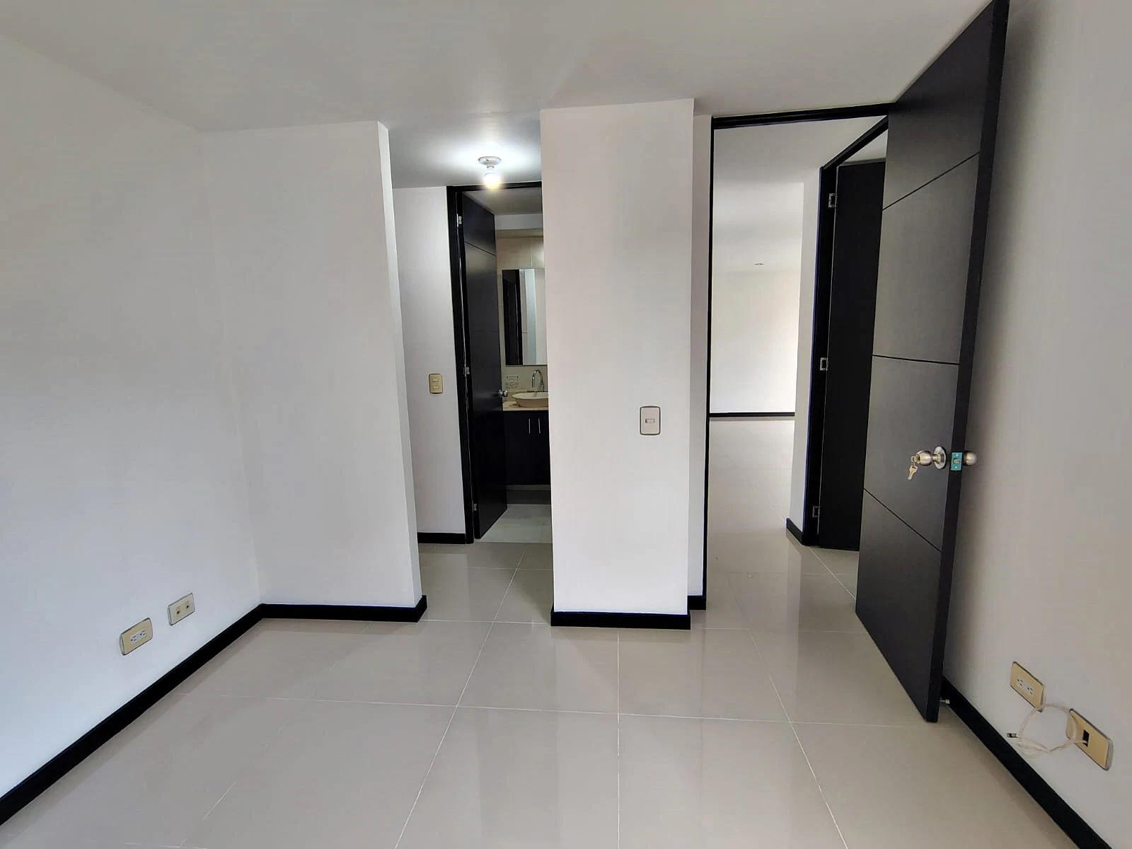 Apartamento en arriendo sector Loma de los Gonzalez