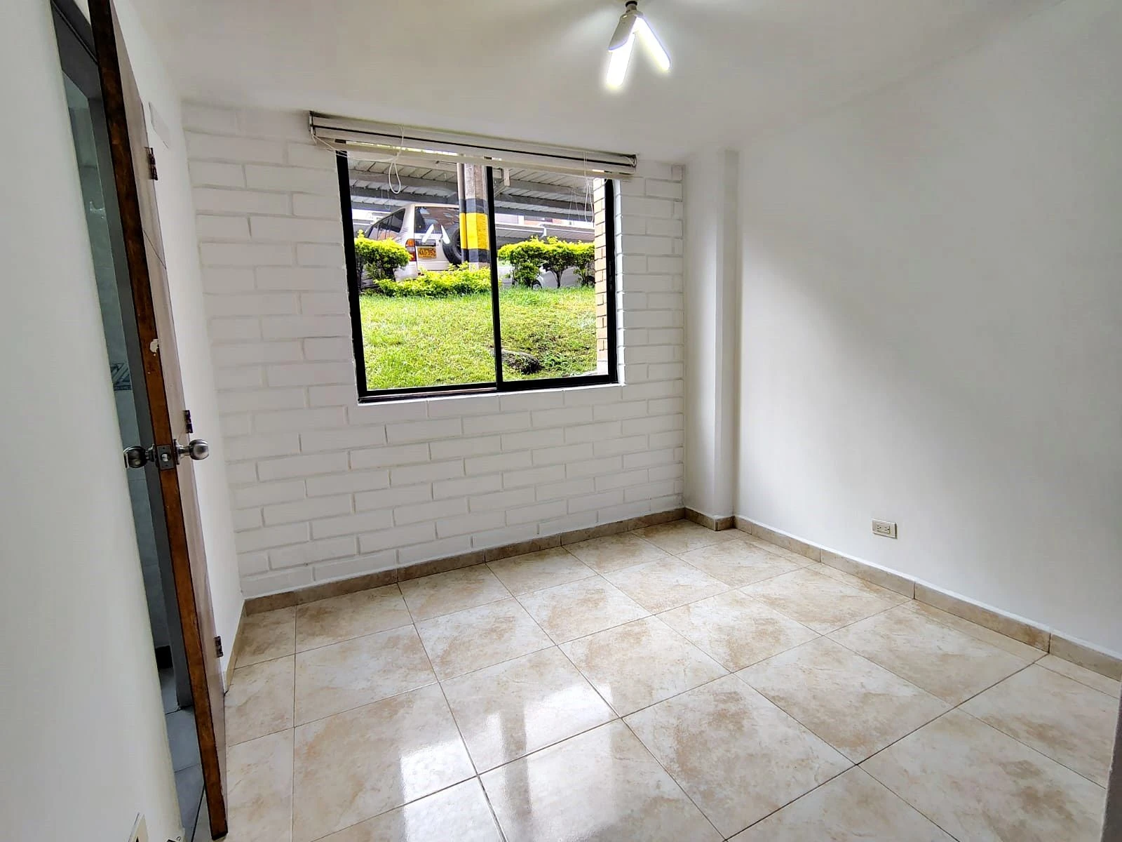 Apartamento en arriendo sector Loma del Indio