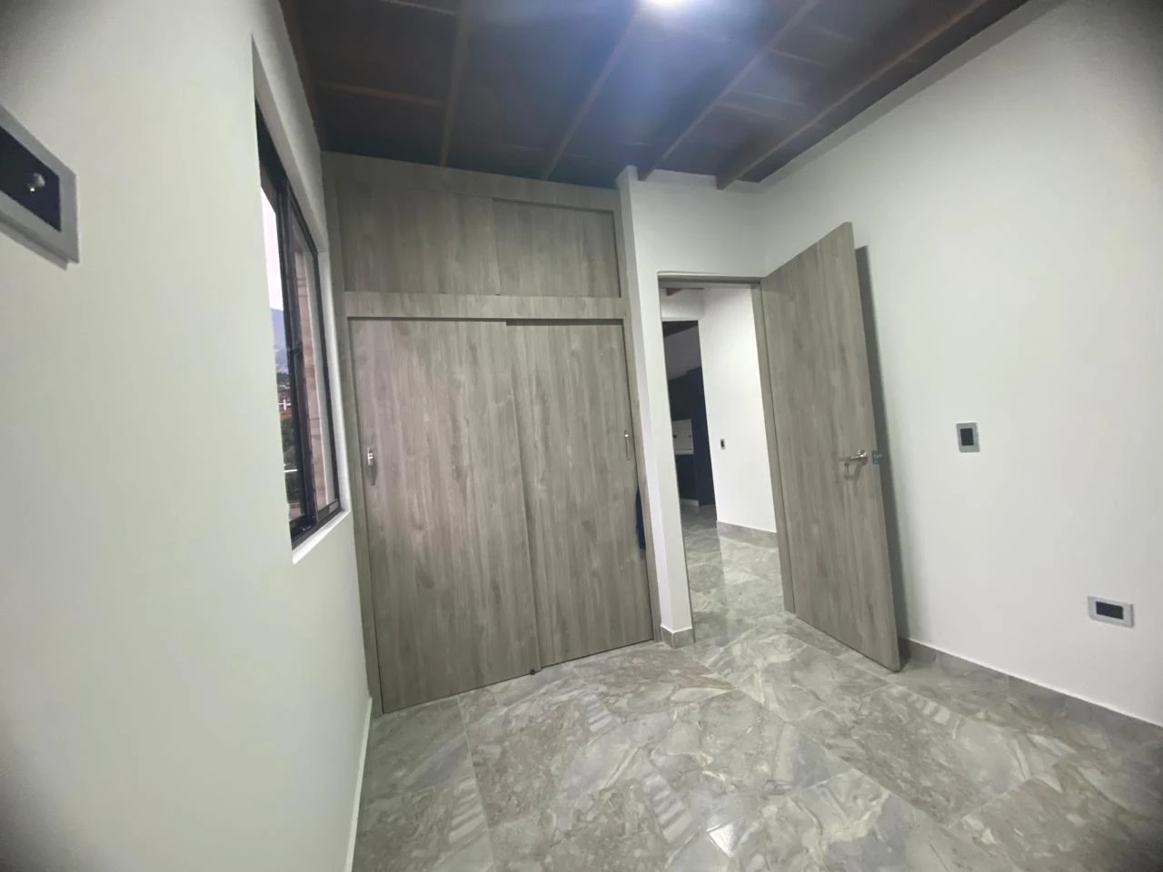 Arriendo Apartamento sector Manrique Central