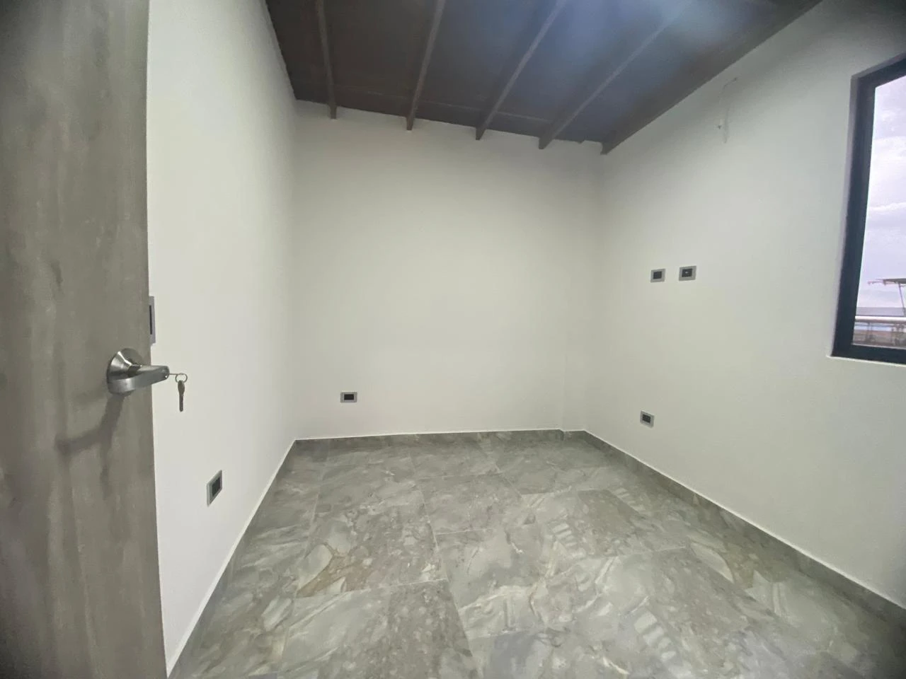 Arriendo Apartamento sector Manrique Central