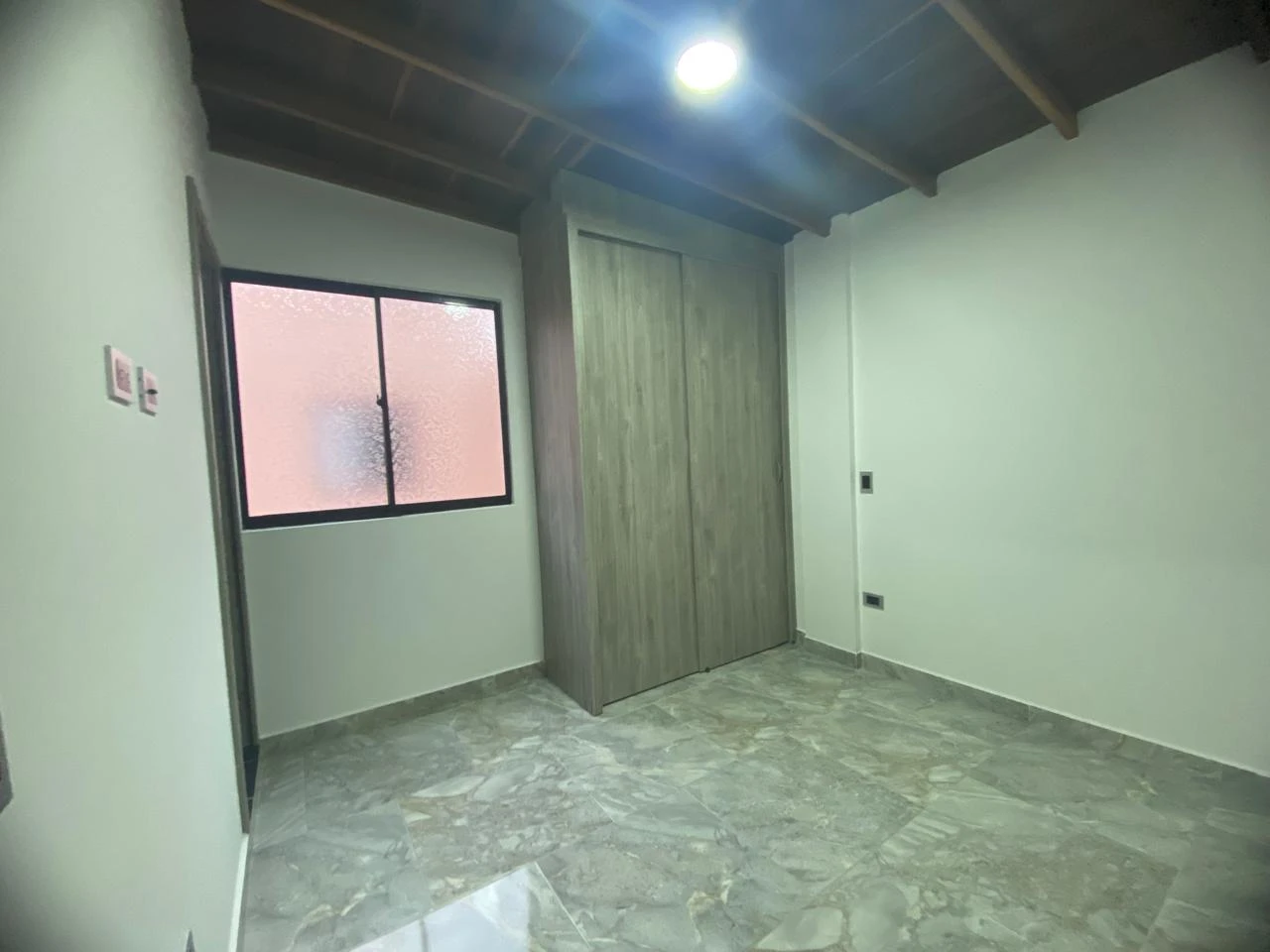 Arriendo Apartamento sector Manrique Central