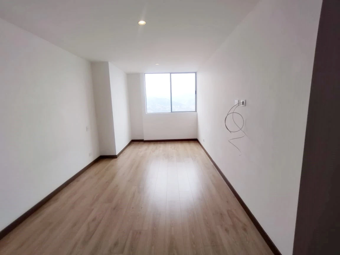 Apartamento en arriendo sector Loma de los Gonzalez