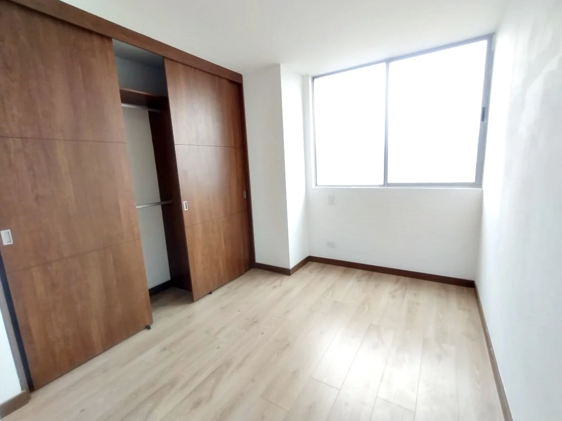 Apartamento en arriendo sector Loma de los Gonzalez