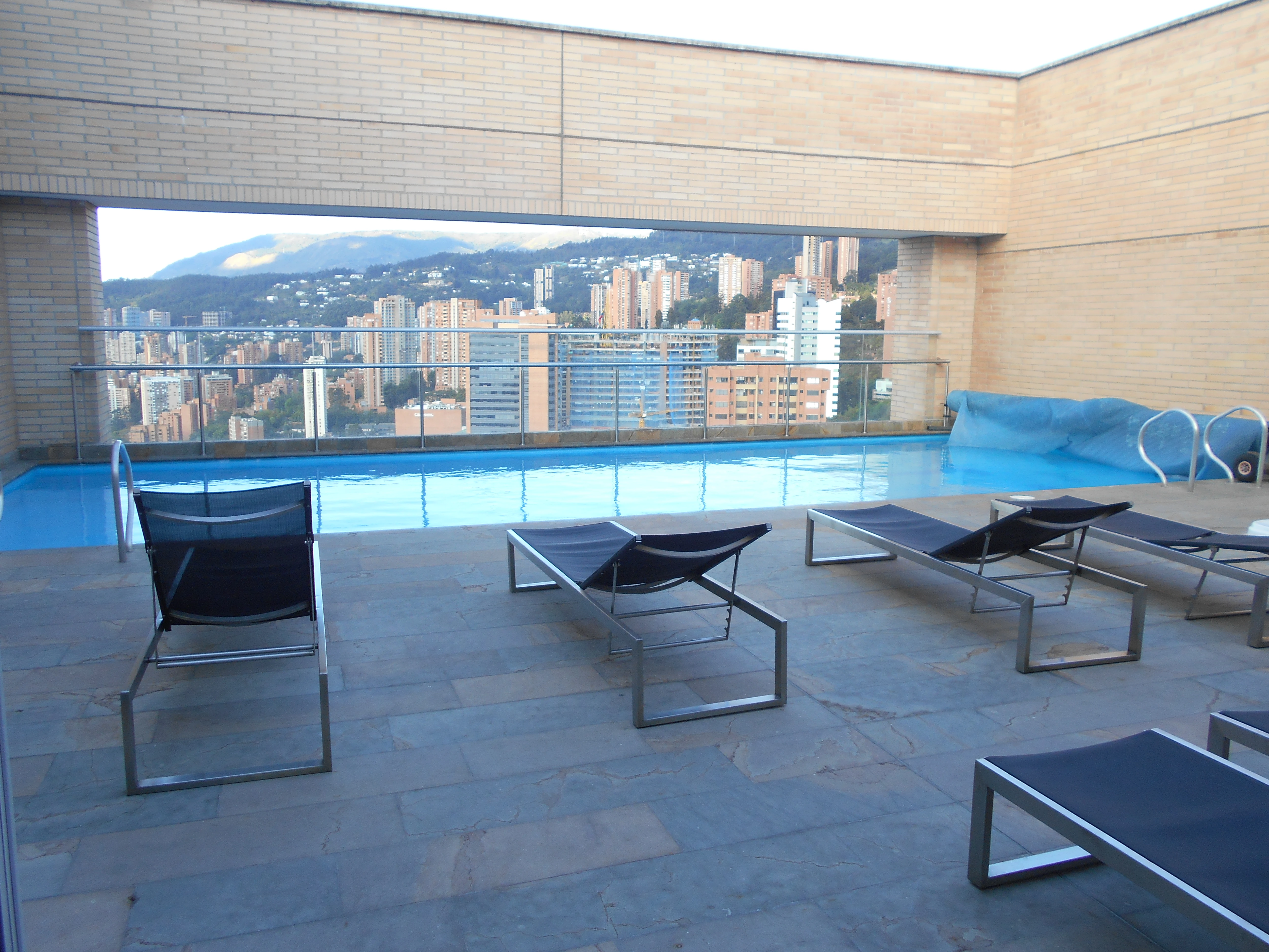 Apartamento en arriendo sector Loma de los Gonzalez