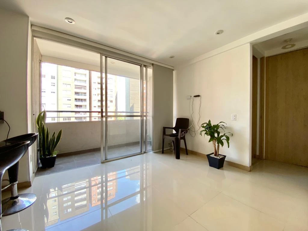 Apartamento en arriendo en los colores