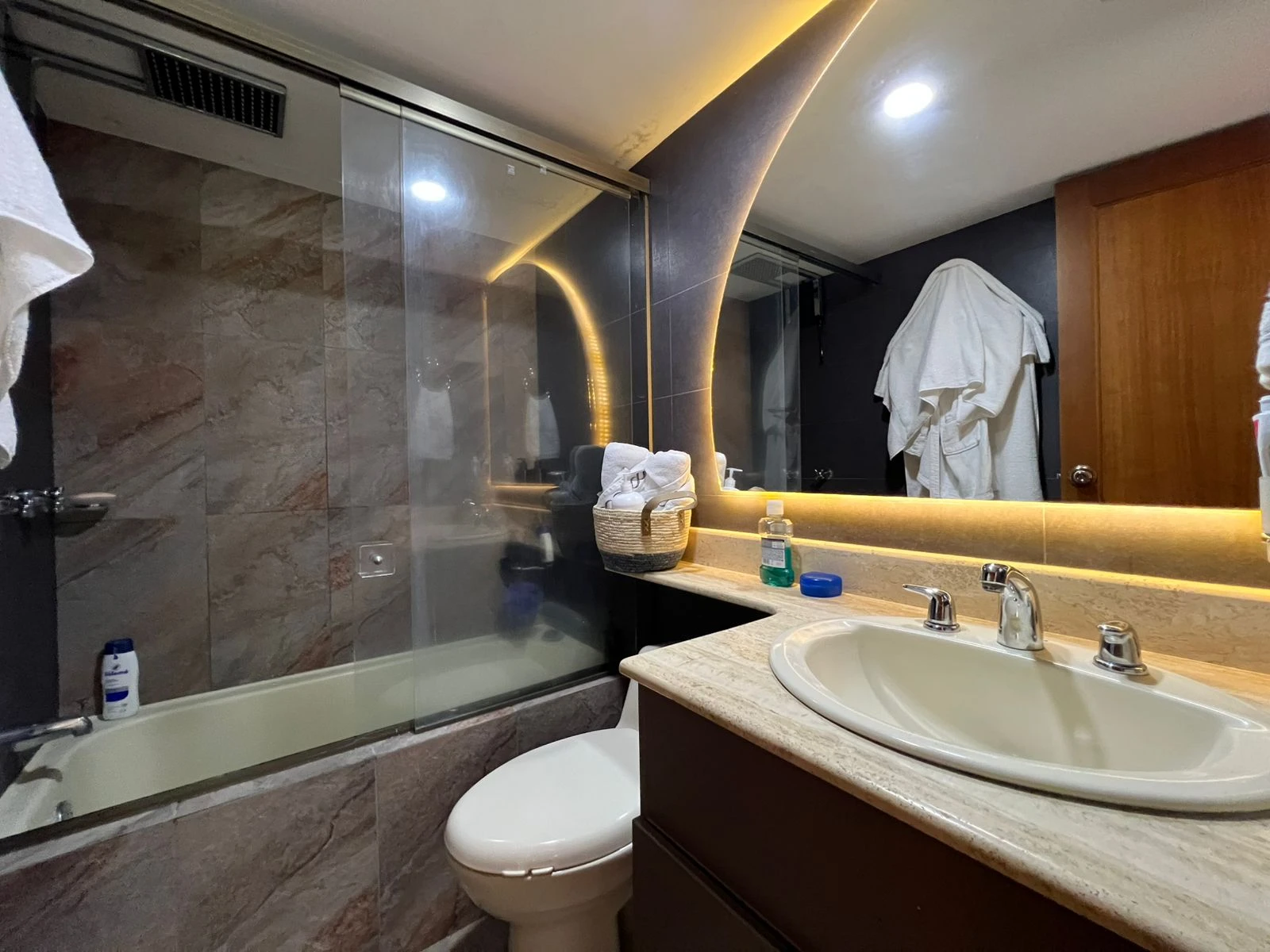 Arriendo Apartamento en el Poblado