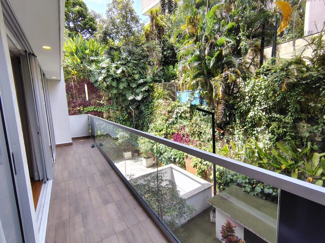 Apartamento en Venta El Campestre Medellin