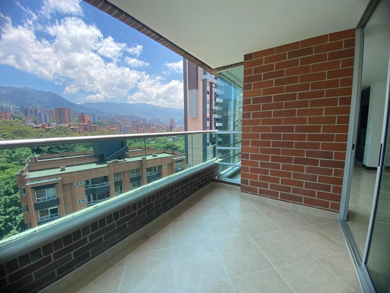 Apartamento en Arriendo Santa Ma. los Ángeles Medellín