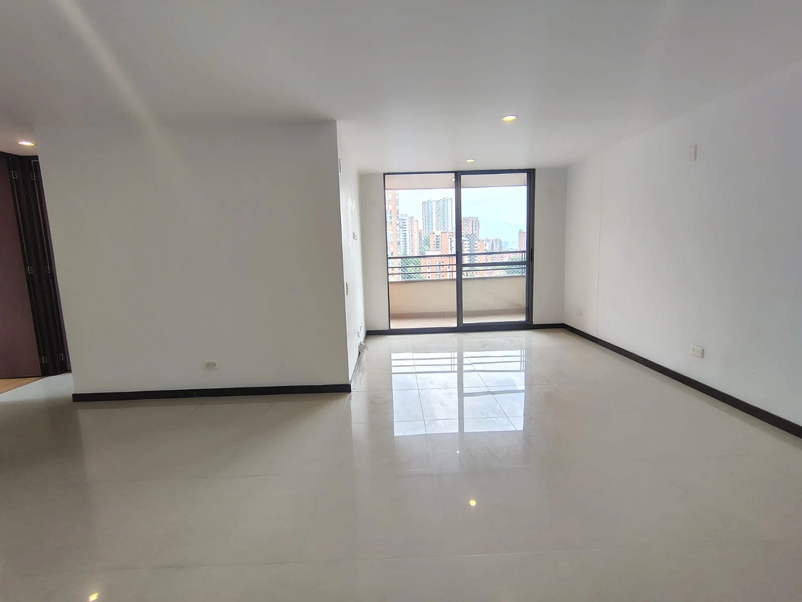 Apartamento en arriendo sector las Palmas 