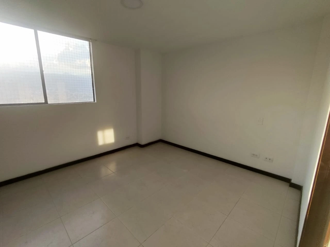 Apartamento en arriendo sector Mall el Indio las Palmas