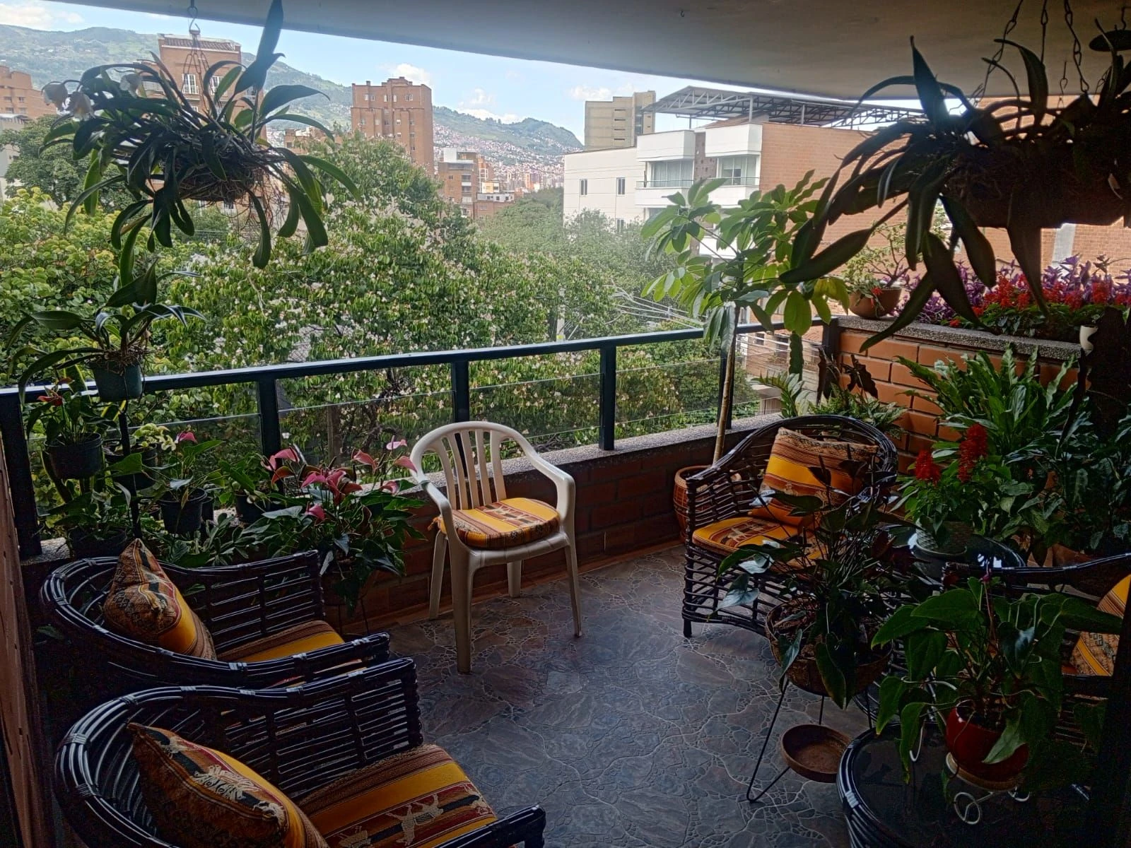 Apartamento en venta en laureles