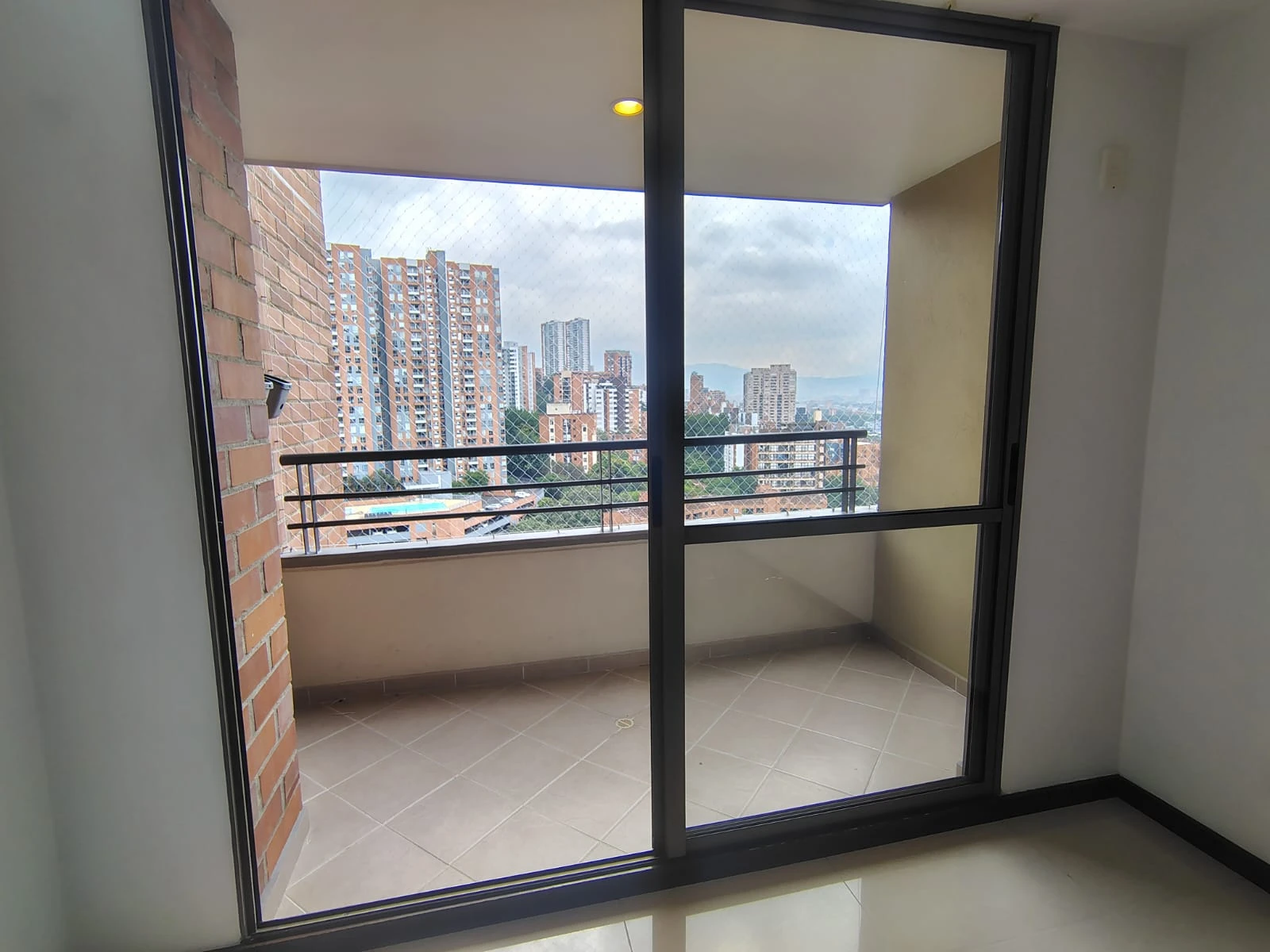 Apartamento en arriendo sector Las Palmas