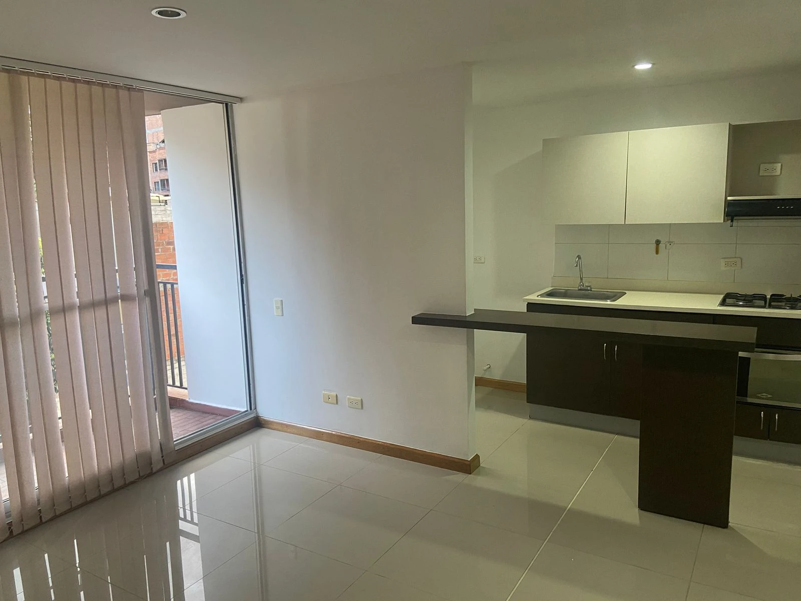 Apartamento en arriendo sector Cabañas.