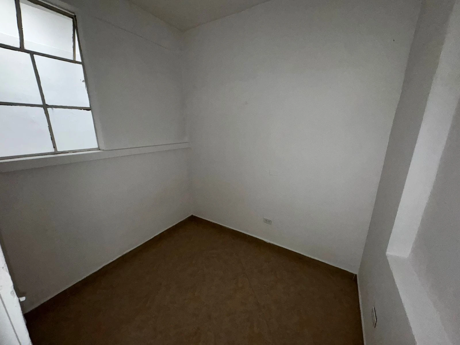 Casa-Local sector Barrio Perez