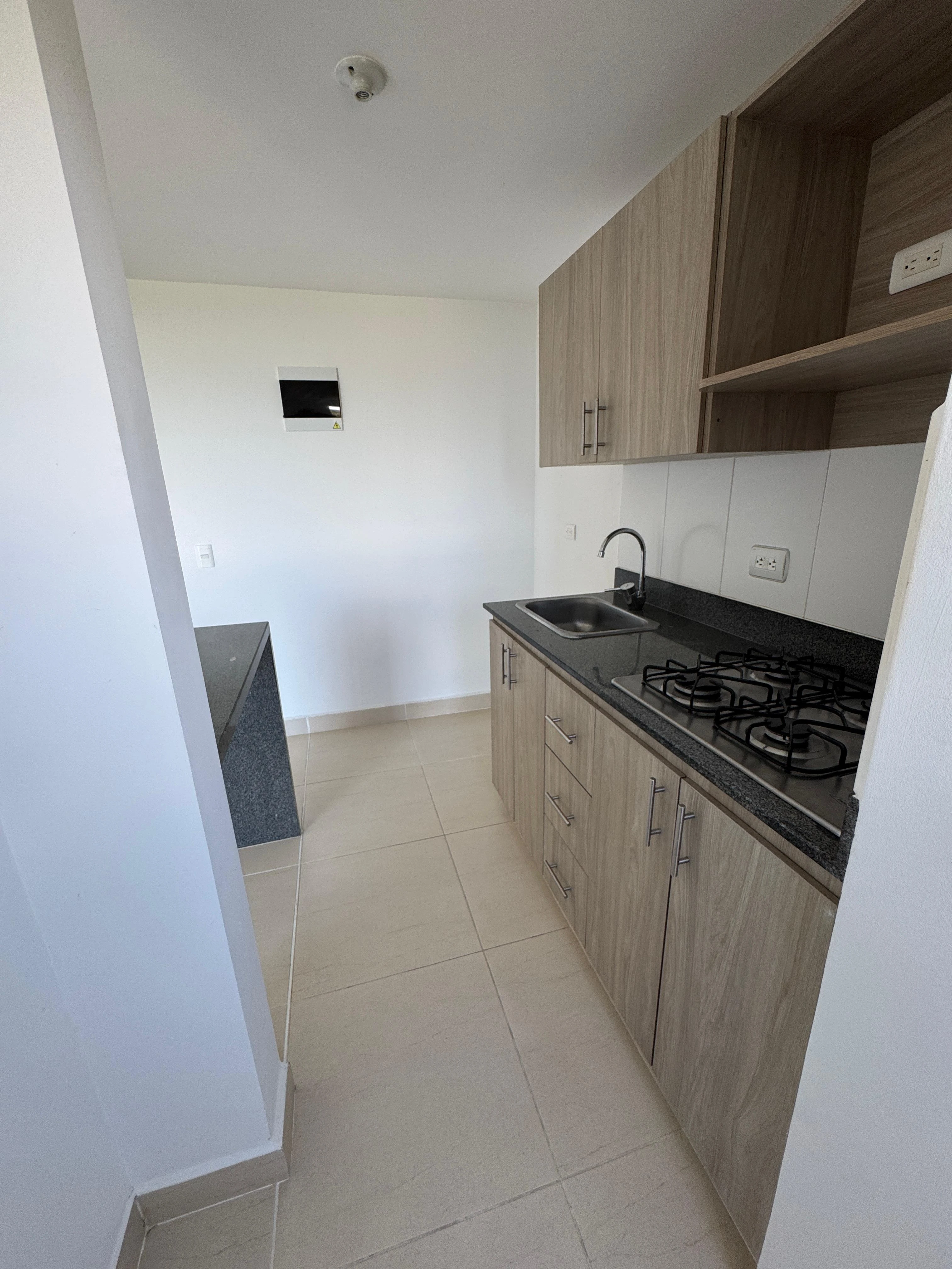 APARTAMENTO EN ARRIENDO EN ARANDANOS, RIONEGRO