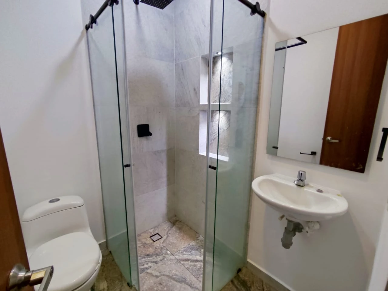 Apartamento en Arriendo sector Sector Frontera Envigado