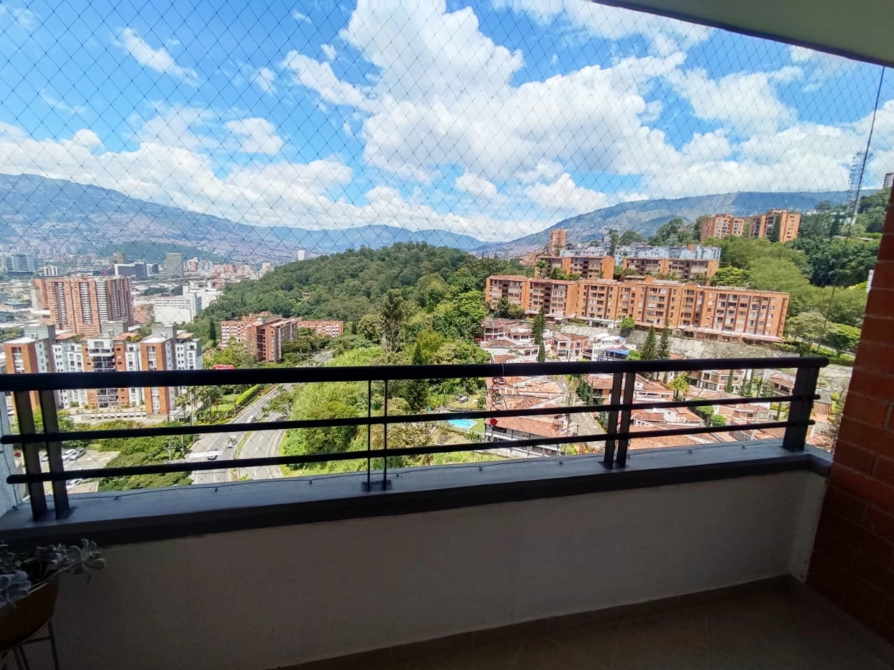 Apartamento en Arriendo sector Mall el Indio Palmas