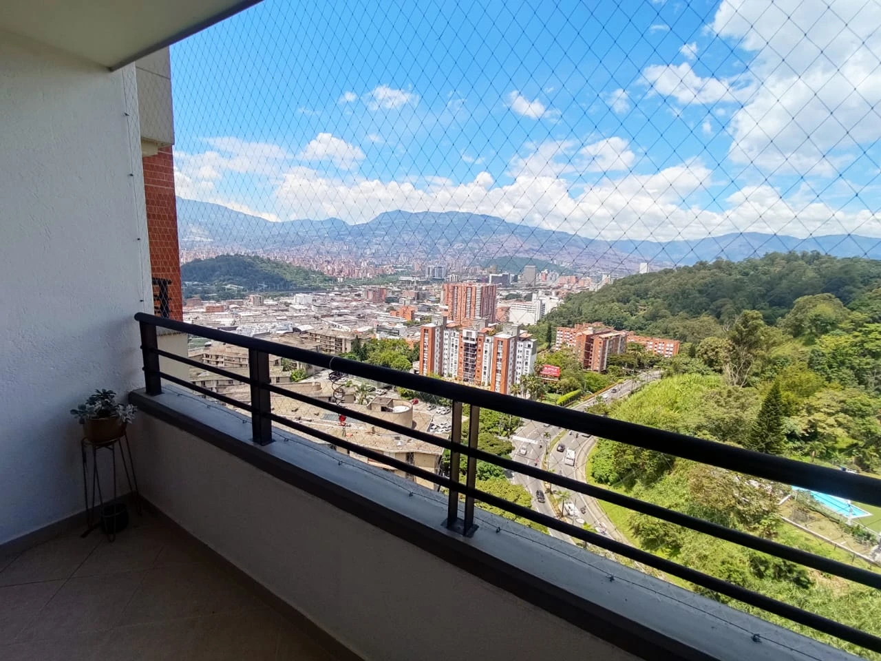 Apartamento en Arriendo sector Mall el Indio Palmas