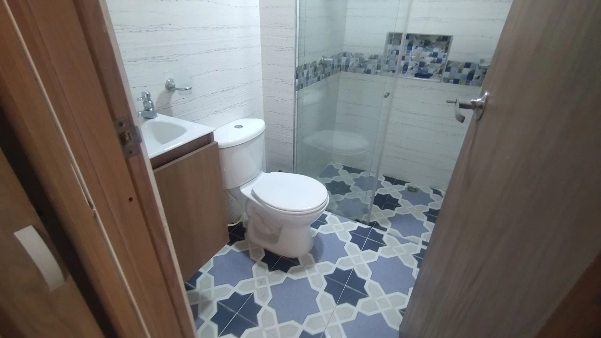 APARTAMENTO EN ARRIENDO EN ALAMEDA DEL RÍO.