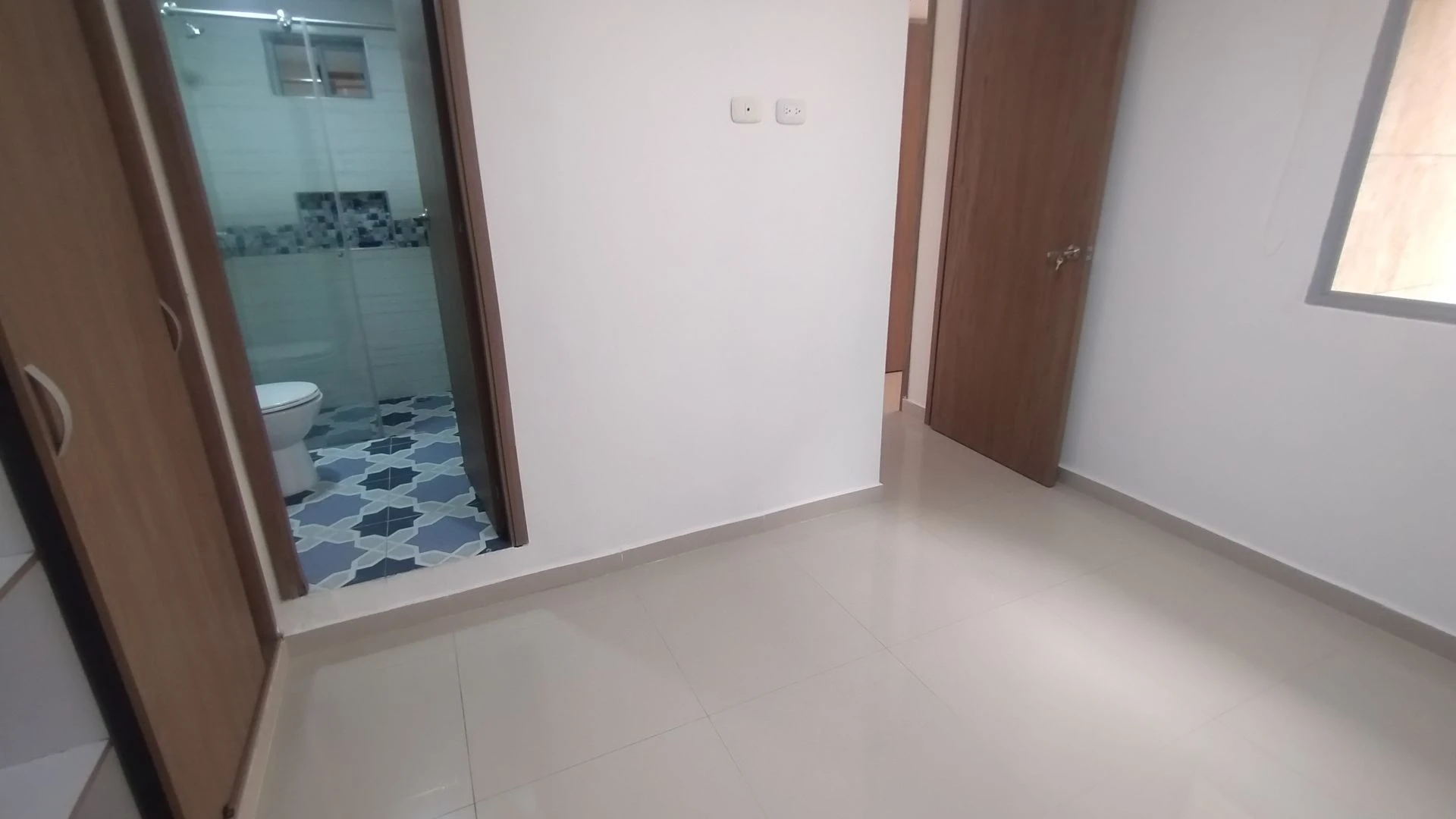 APARTAMENTO EN ARRIENDO EN ALAMEDA DEL RÍO.