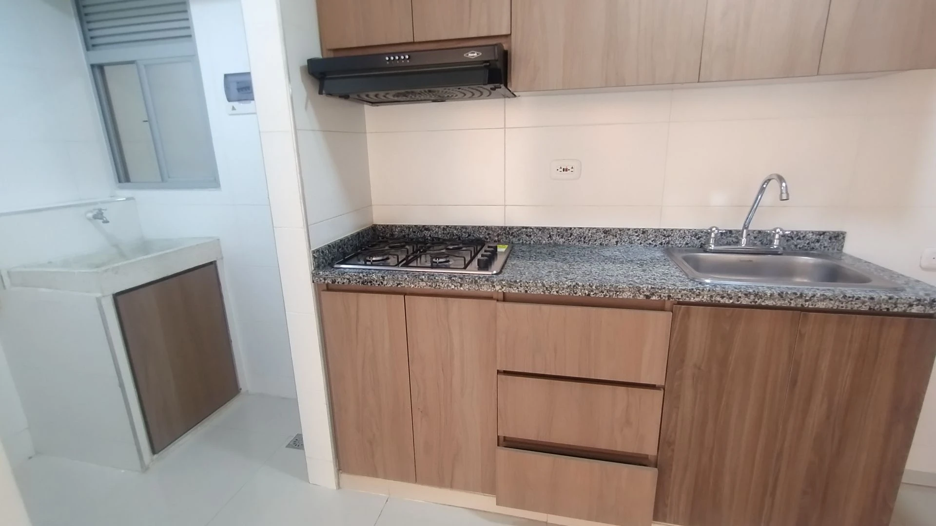APARTAMENTO EN ARRIENDO EN ALAMEDA DEL RÍO.