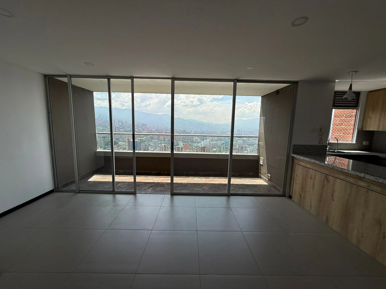 Apartamento en arriendo sector las palmas