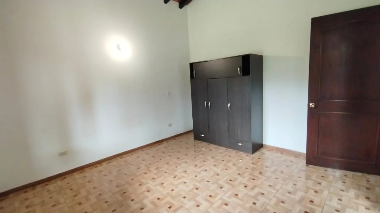 Casa lote en renta en cabeceras