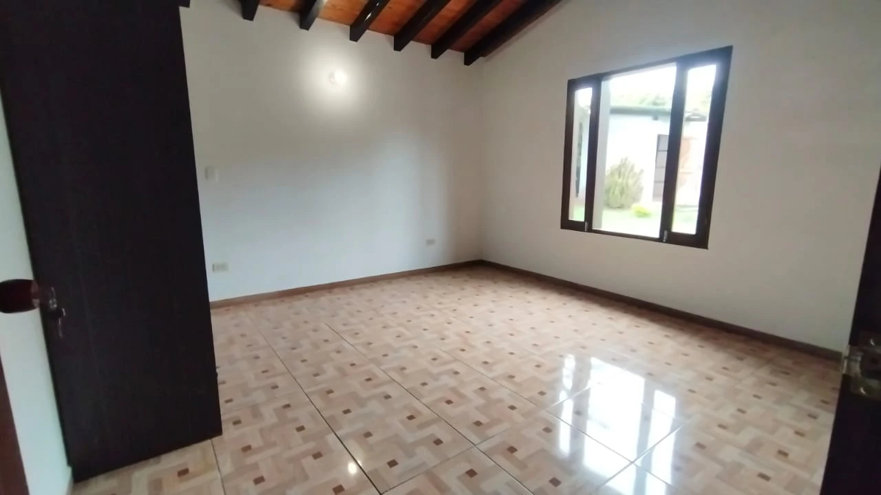 Casa lote en renta en cabeceras