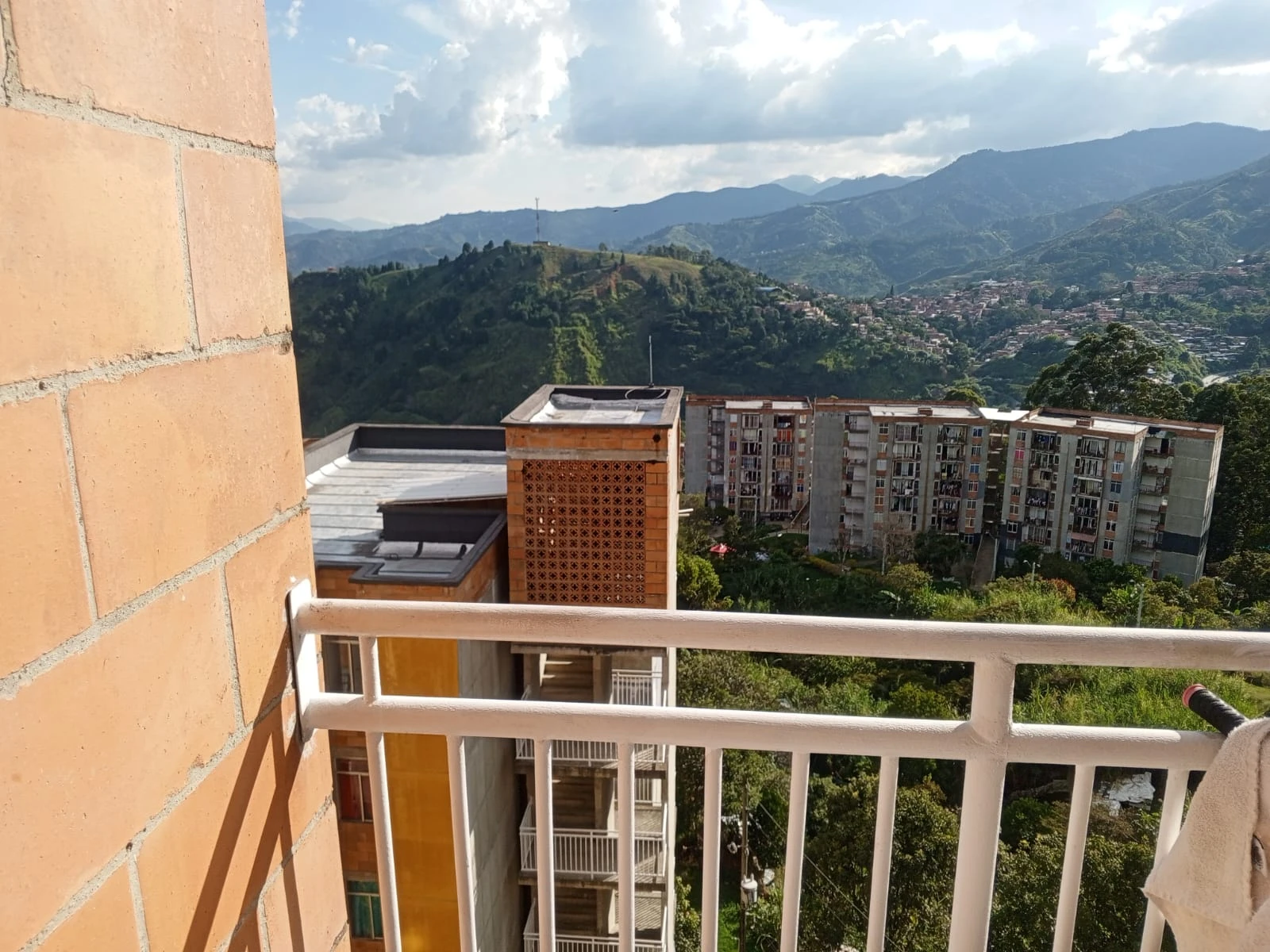 Apartamento amoblado en arriendo en las Margaritas Robledo