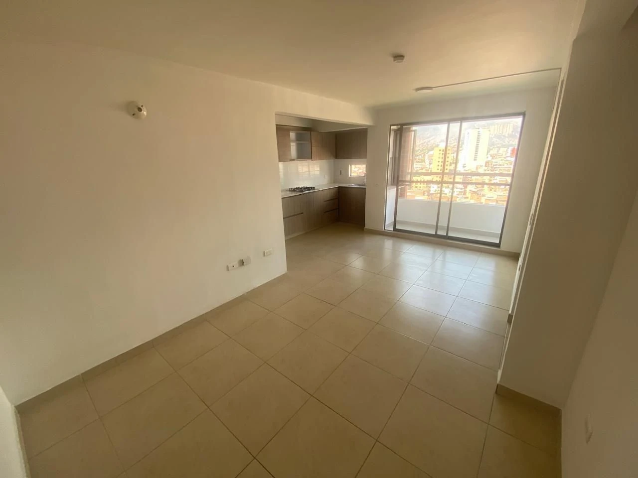 Apartamento en arriendo sector Santana.