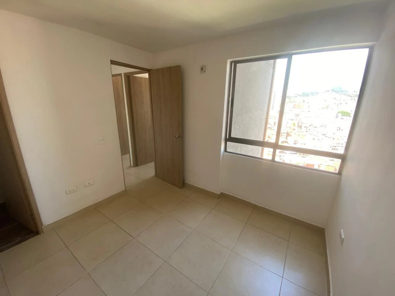 Apartamento en arriendo sector Santana.