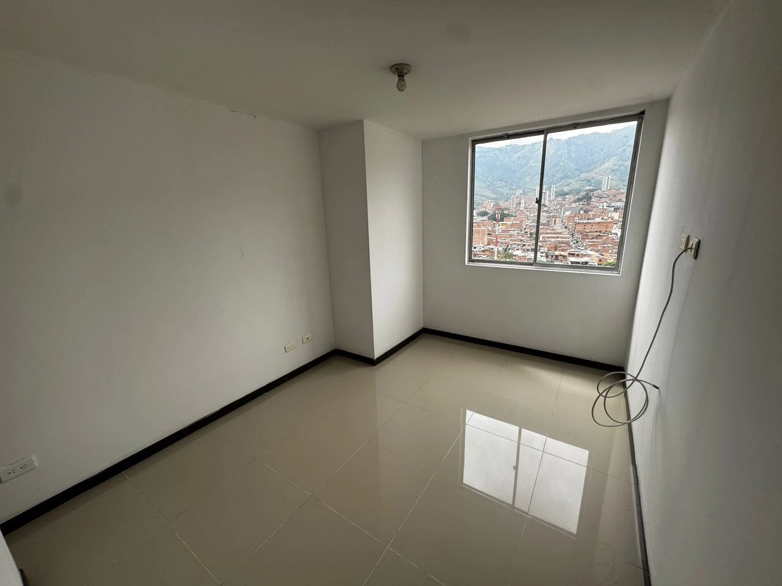 Apartaestudio en arriendo sector Niquia.