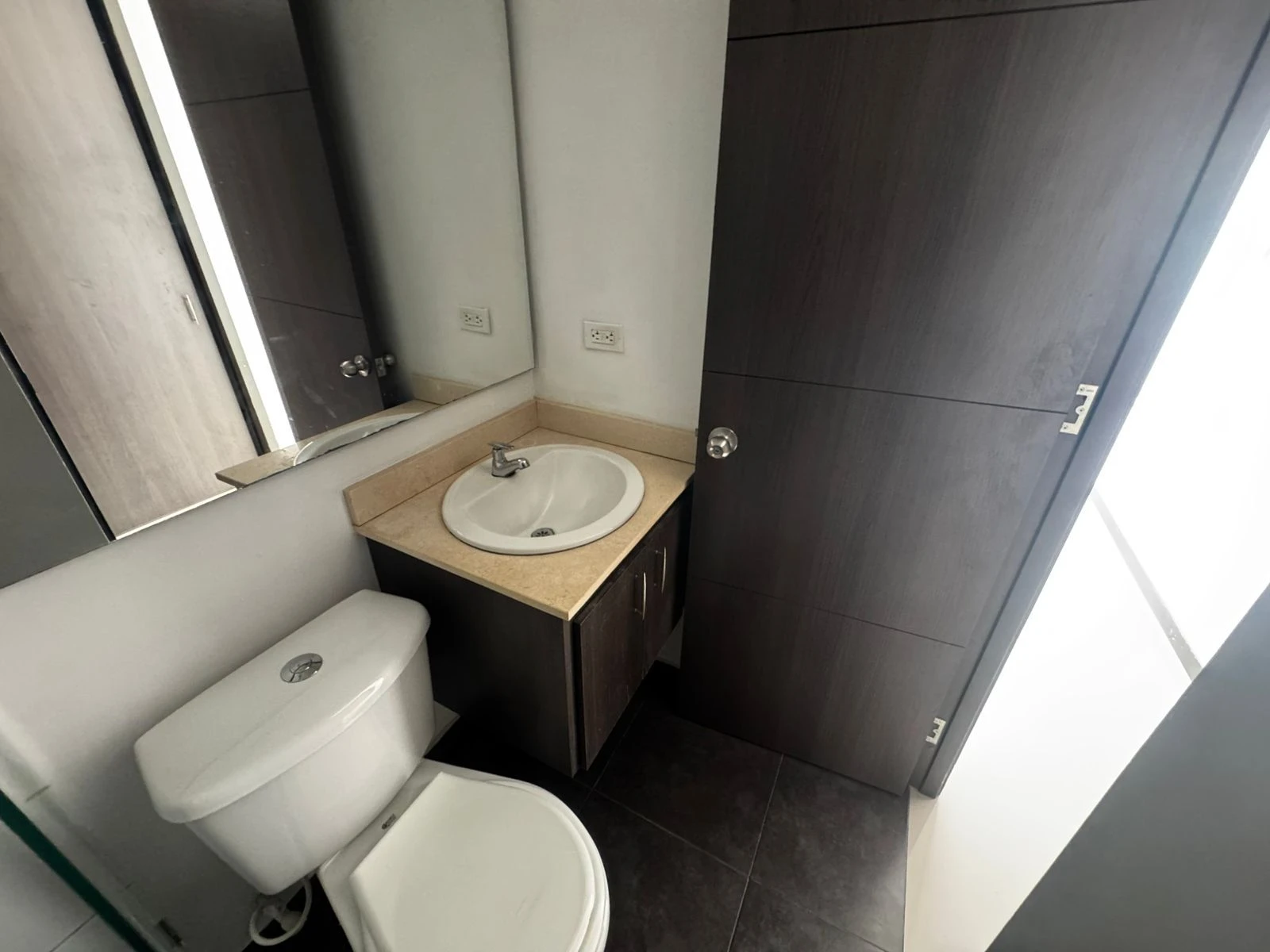 Apartaestudio en arriendo sector Niquia.