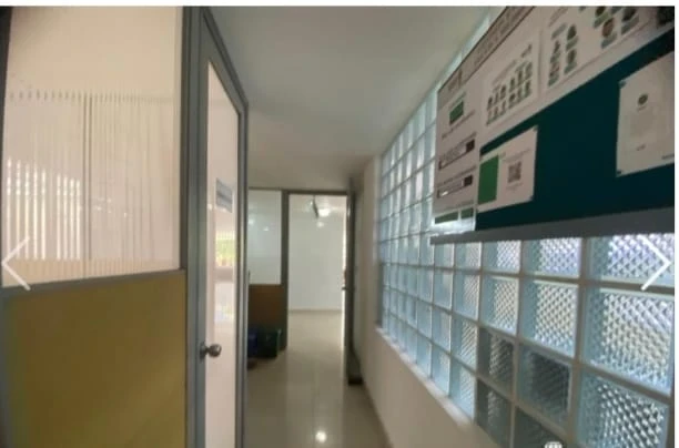 Vendo Oficina en el Poblado