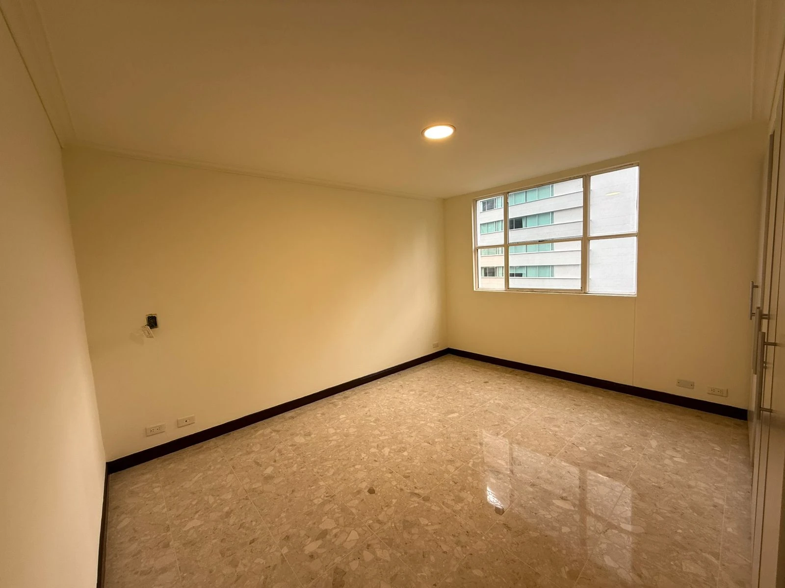 Apartamento en venta sector milla de oro