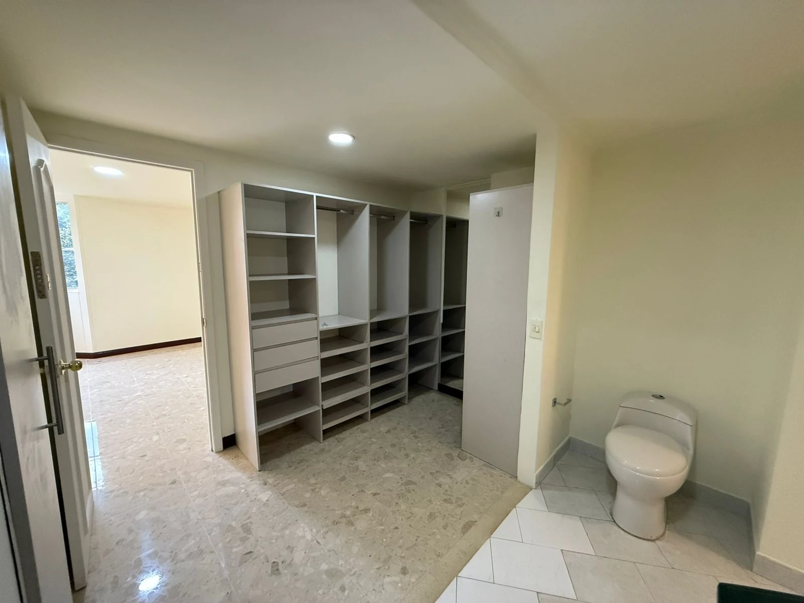 Apartamento en venta sector milla de oro