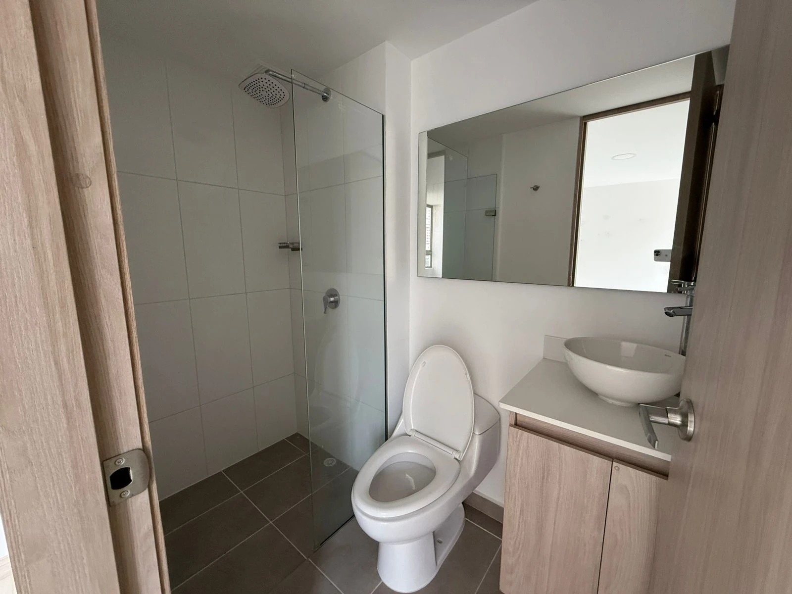 Apartamento en arriendo sector los alcazares