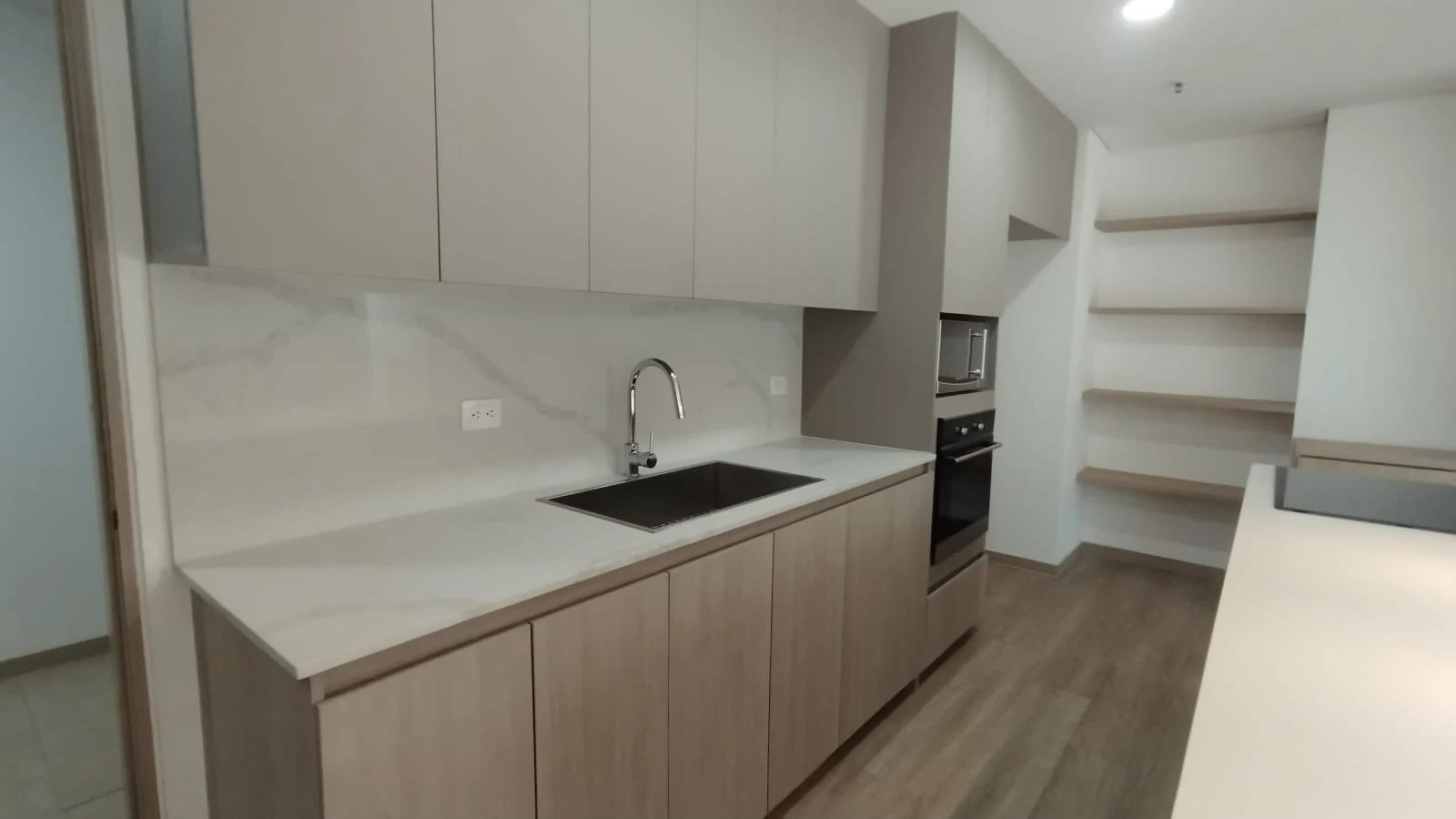 Apartamento en venta en La Bohemia, Sajonia 