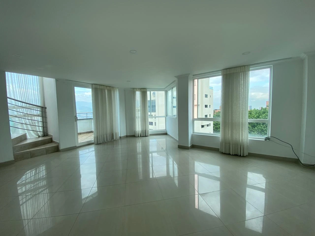 Arriendo Apartamento en el Poblado Sector la Frontera