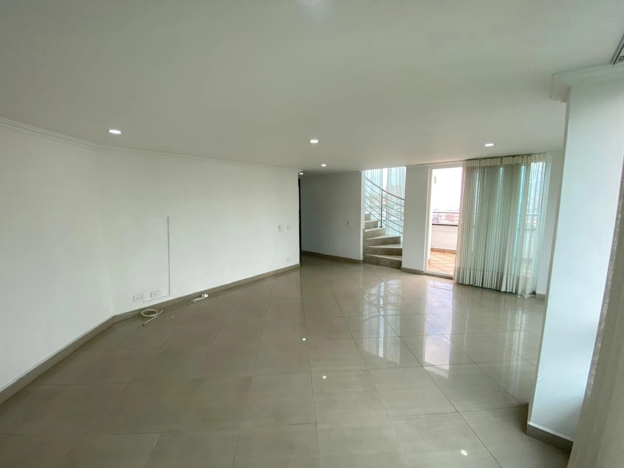 Arriendo Apartamento en el Poblado Sector la Frontera