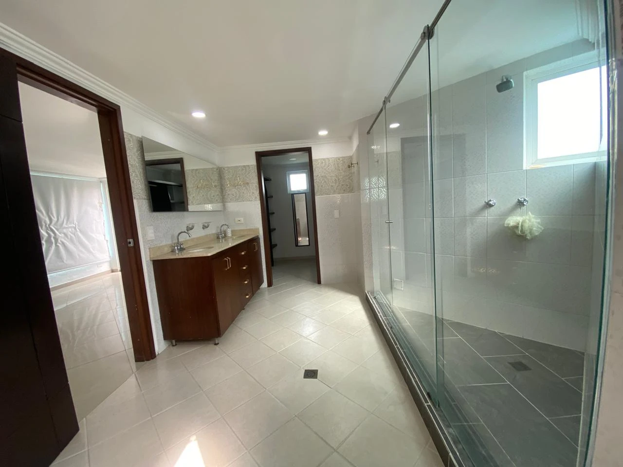 Arriendo Apartamento en el Poblado Sector la Frontera