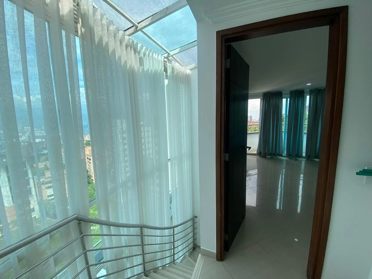 Arriendo Apartamento en el Poblado Sector la Frontera