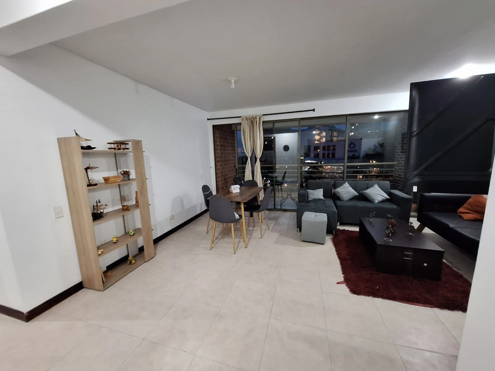 Arriendo Apartamento Amoblado en el Poblado