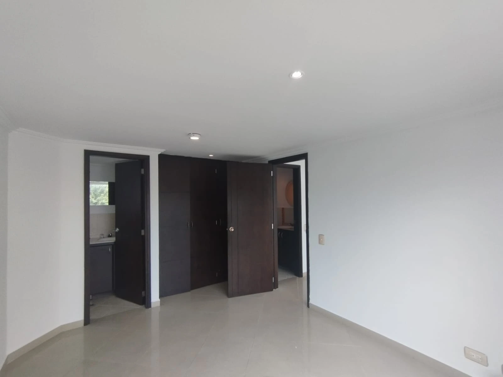 Arriendo Apartamento en el Poblado Sector la Frontera
