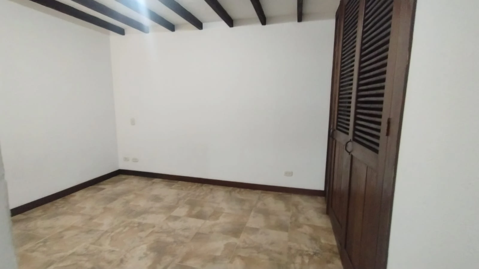 Casa en arriendo en Rionegro sector Horizontes