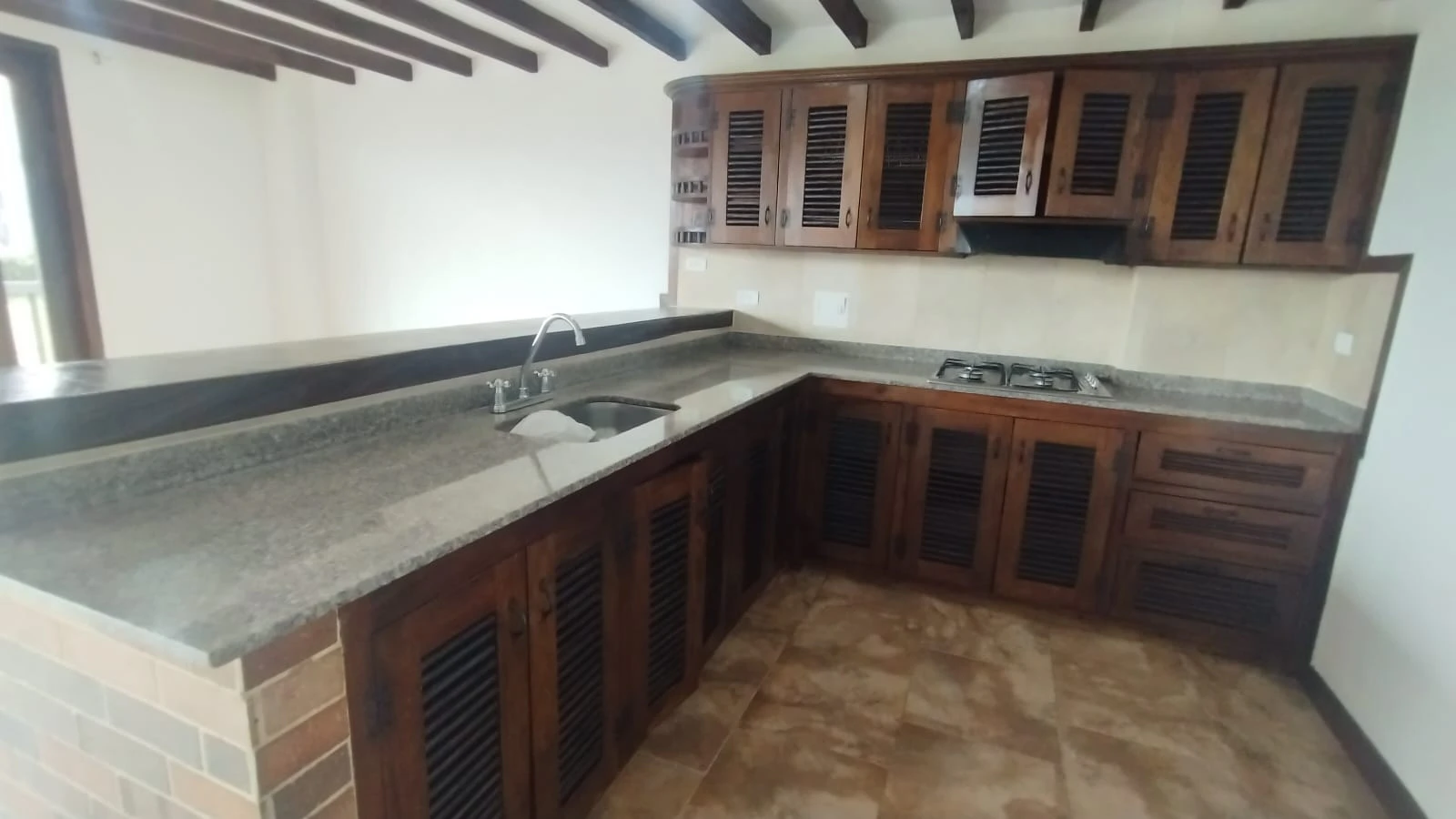 Casa en arriendo en Rionegro sector Horizontes